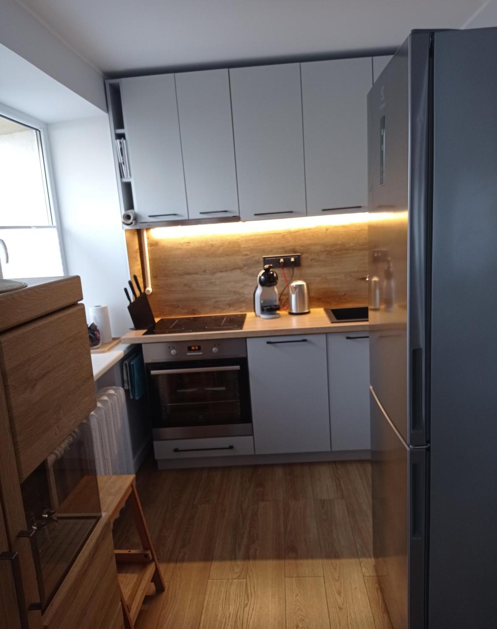 Timo Butas Apartment *
